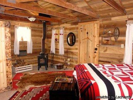 Seventy-Four Ranch Hotel Джаспър Стая снимка